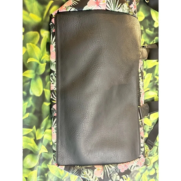 MADDEN Girl Floral Tropical Hibiscus Nylon Weekender Bag, EUC - Picture 5 of 12